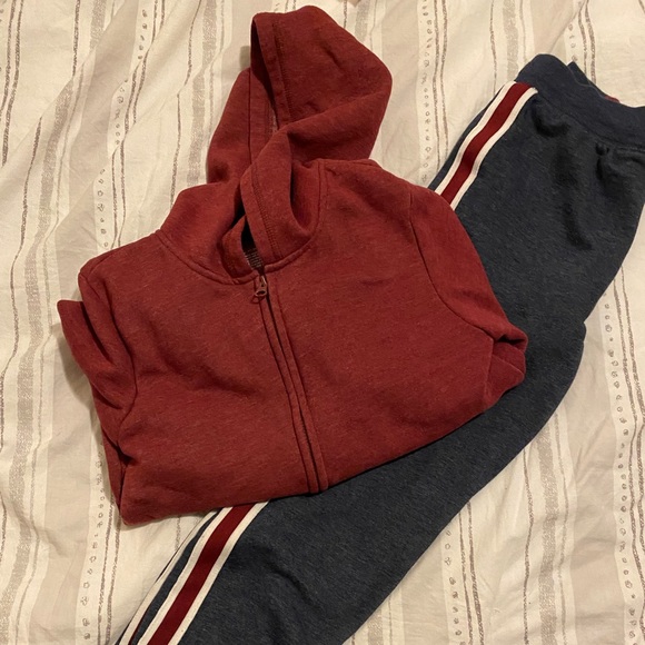 Three piece set - Picture 3 of 9